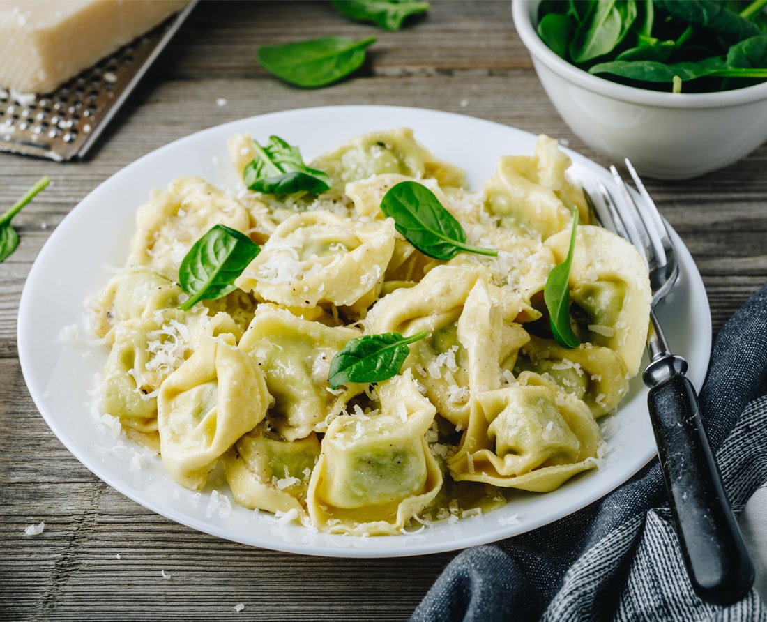 Tortellini de pollo en salsa 3 quesos